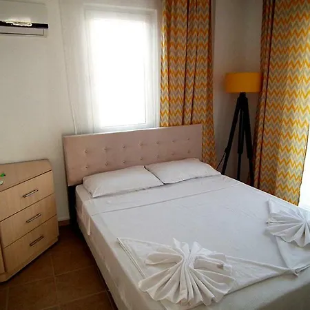 Arel Private Pool And Gardens -4 Bedrooms Villa Dalyan